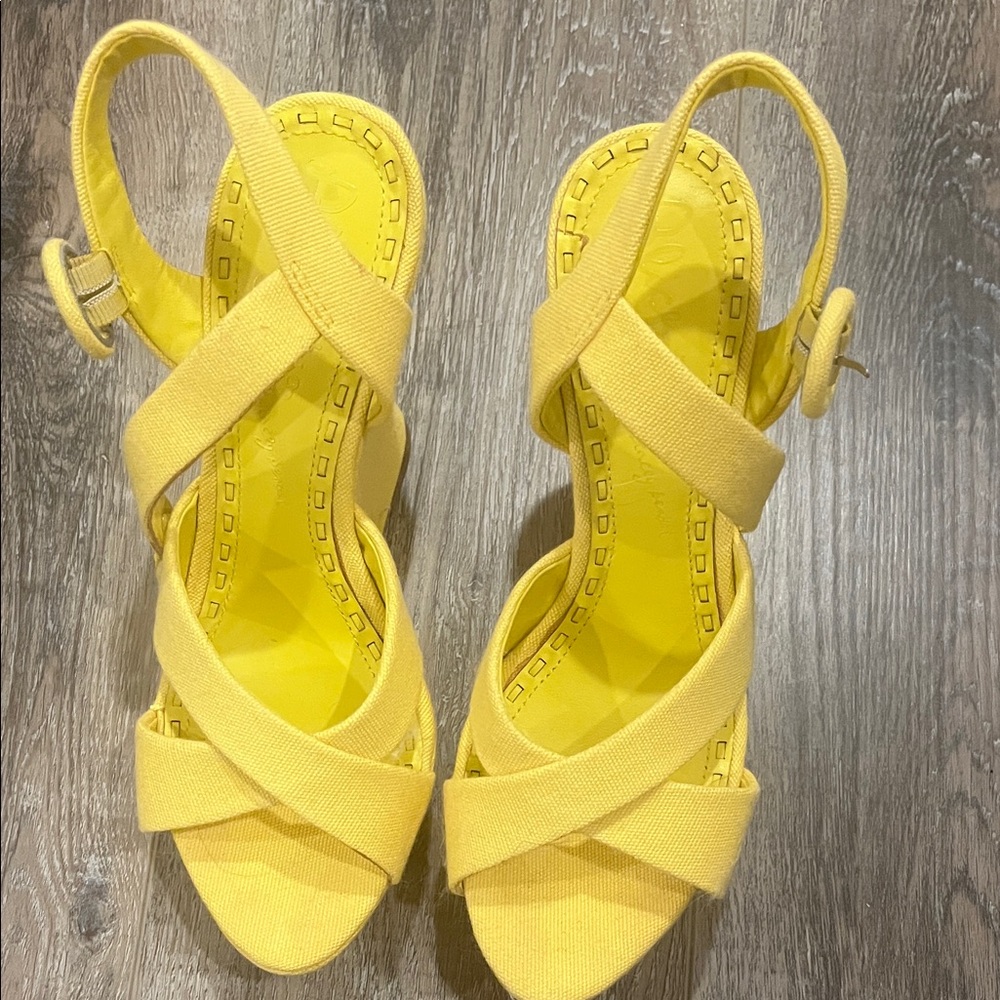 Alice + Olivia Yellow Crisscross Sandals